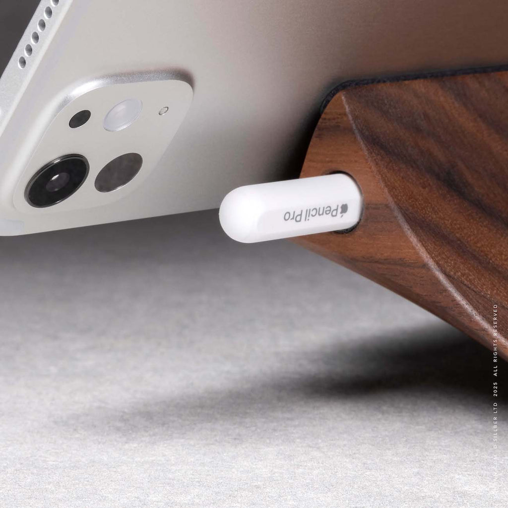 01-iPad-Stand-Walnut-Yohann-P1-square-detail-1 mob-view