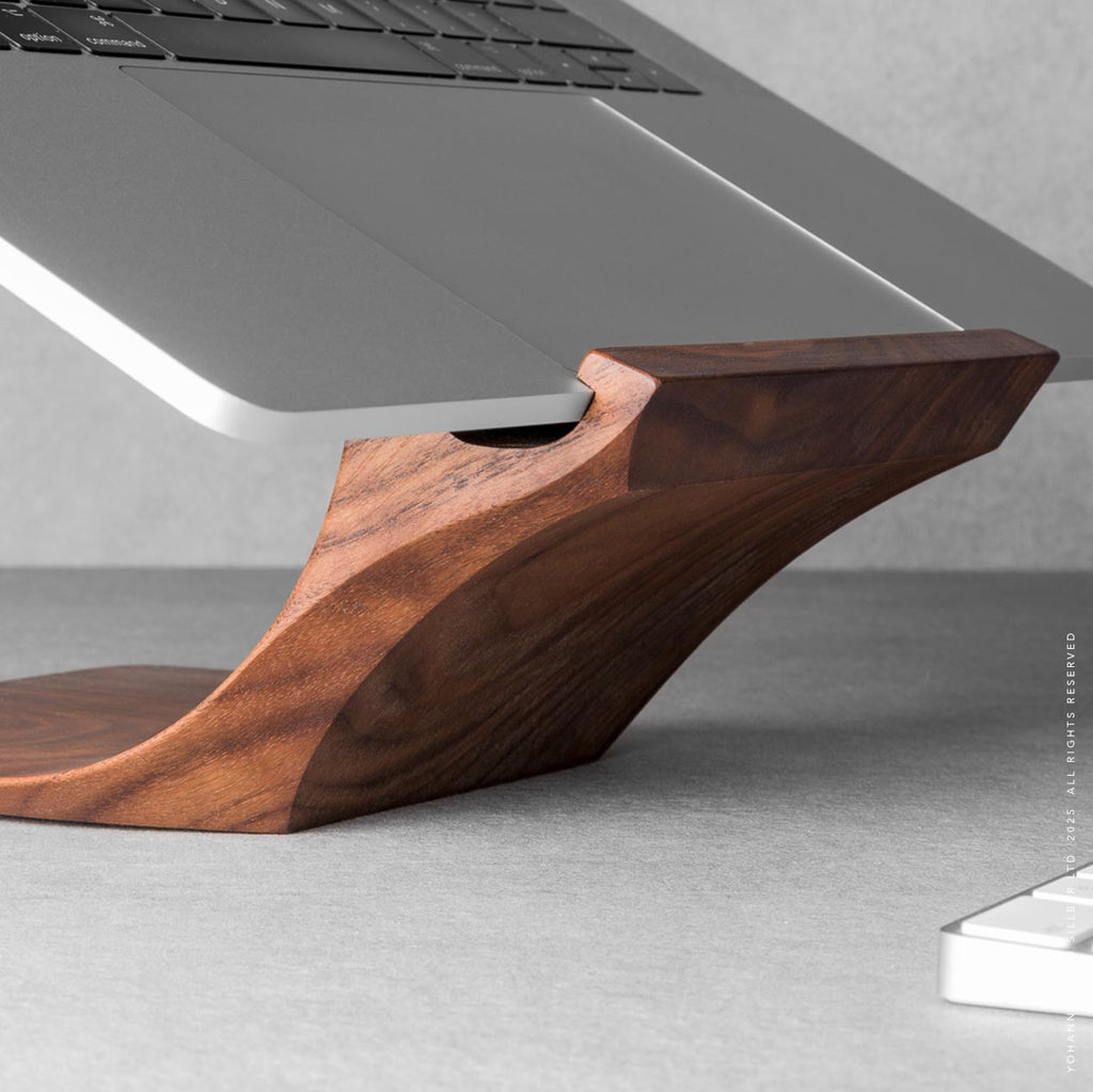 03-MacBook-Stand-walnut-Yohann-B1-square-detail-1 mob-view