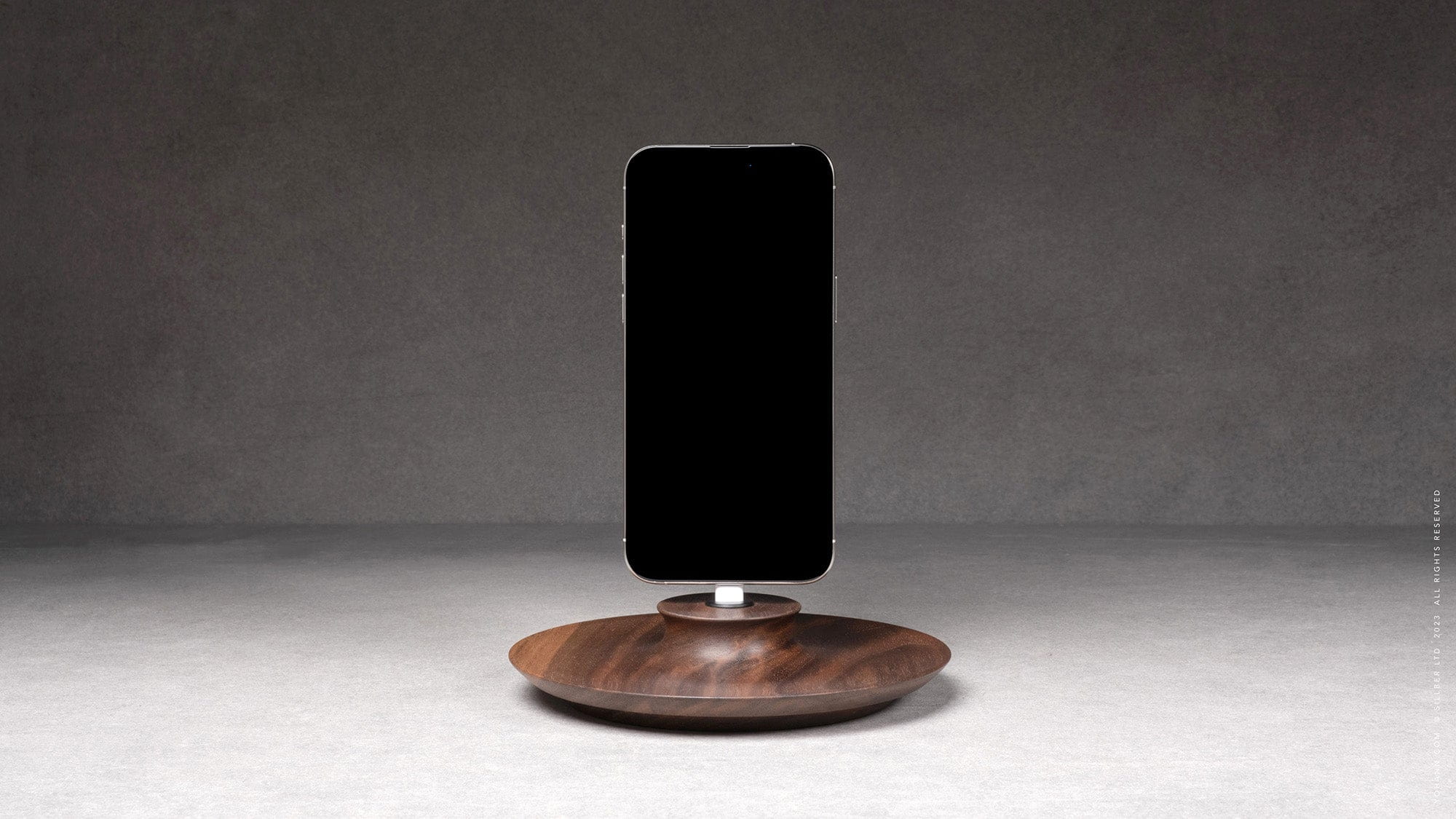 iPhone Charging Station Wood – YOHANN