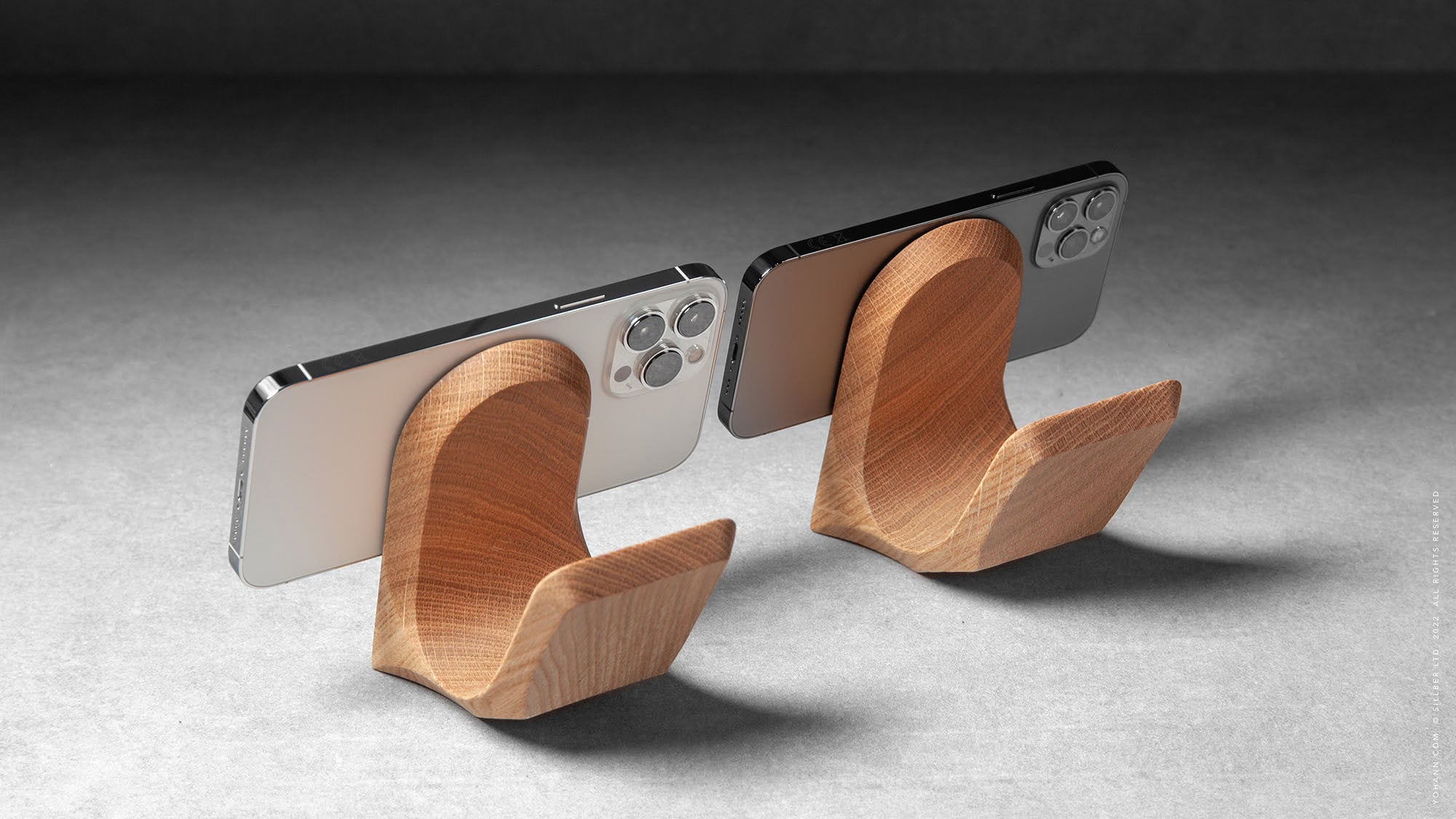 Yohann Headphone Stand- Oak Wood