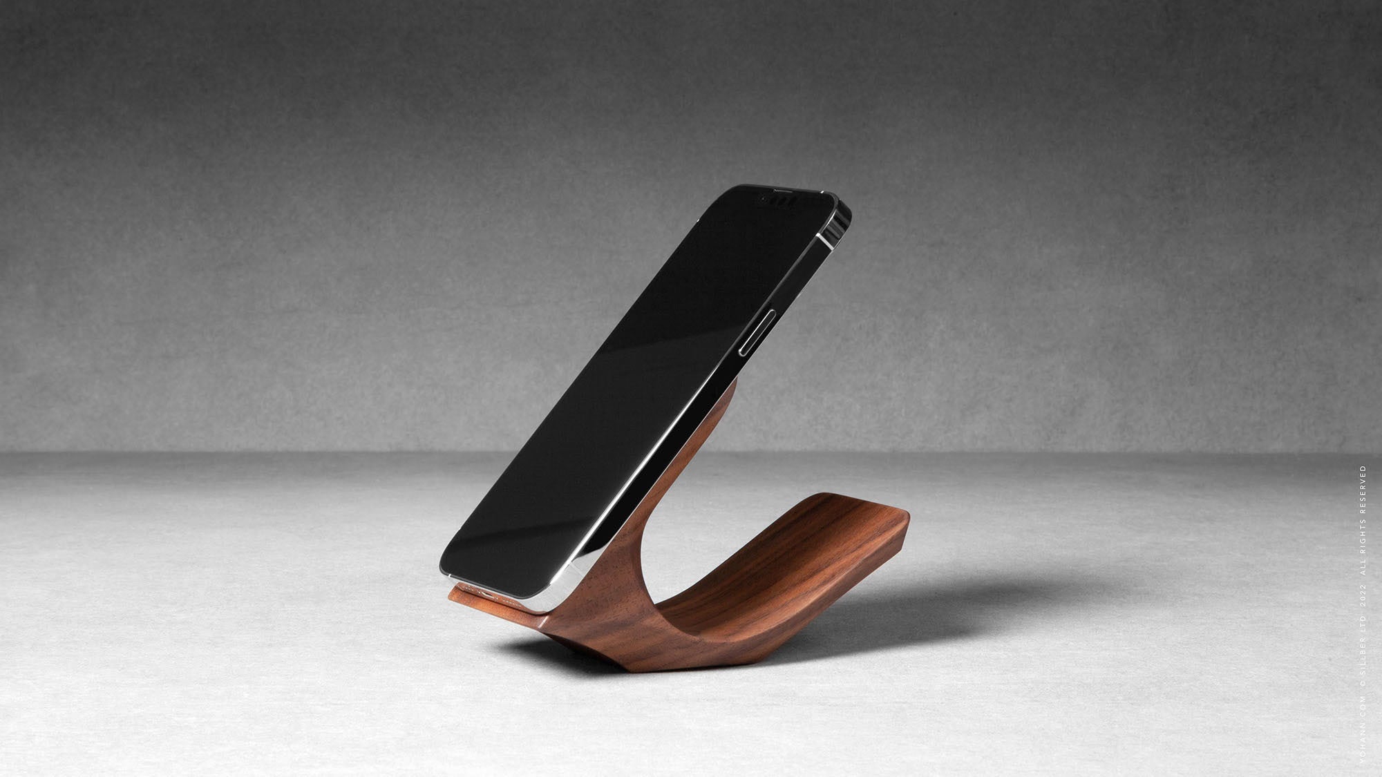 iPhone Stand Wood